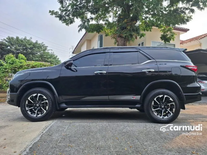 2021 Toyota Fortuner VRZ GR SPORT 4X2 SUV