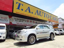 2006 Toyota Fortuner 3.0 (ปี 04-08) V 4WD SUV
