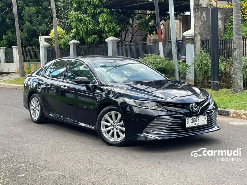 2020 Toyota Camry V Sedan