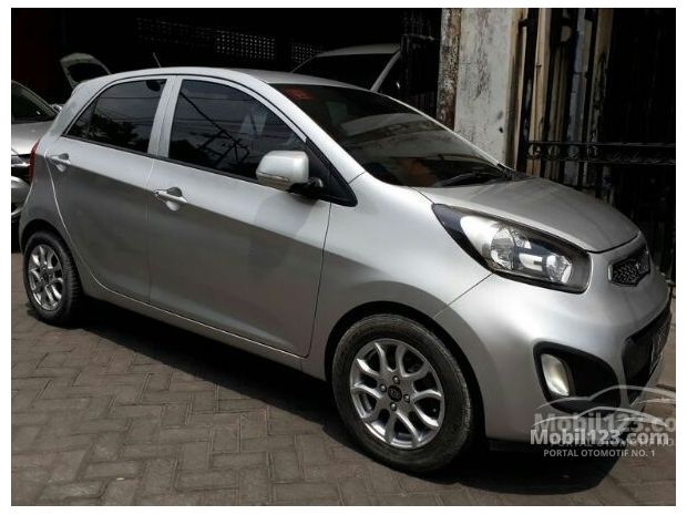 KIA Mobil Bekas Baru dijual di Surabaya Jawa-timur KIA Mobil Bekas Baru dijual di Surabaya Jawa-timur