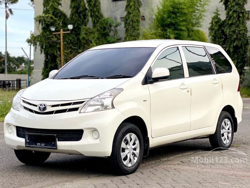 Jual Mobil Toyota Avanza 2012 E 1 3 Di Jawa Timur Manual Mpv Putih Rp 108 000 000 6799228 Mobil123 
