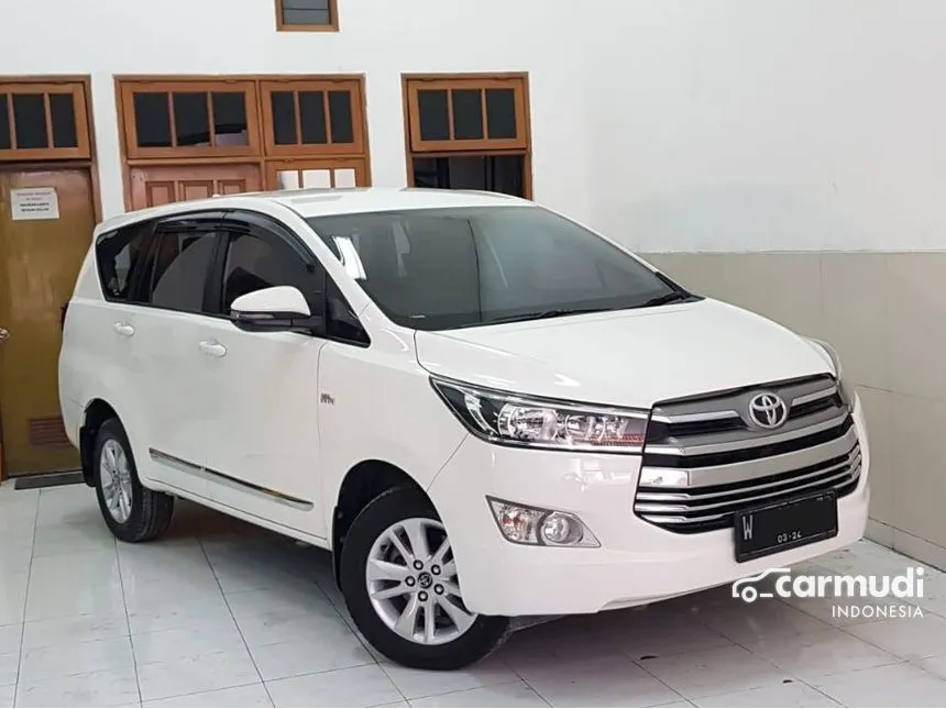 Jual Mobil Toyota Kijang Innova 2019 G 2.0 di Jawa Timur Manual MPV Putih Rp 295.000.000