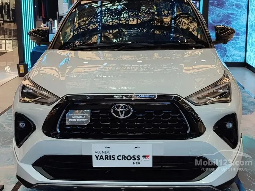 Jual Mobil Toyota Yaris Cross 2023 S HEV GR Parts Aero Package 1.5 di DKI Jakarta Automatic Wagon Putih Rp 370.000.000