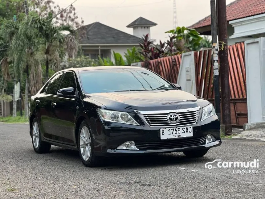 2014 Toyota Camry V Sedan