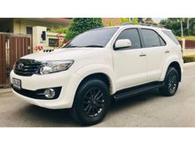 2015 Toyota Fortuner 2.5 (ปี 12-15) V SUV AT
