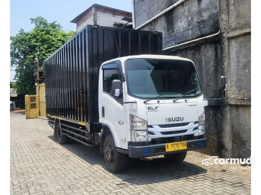 2023 Isuzu Elf NMR 81 U Trucks