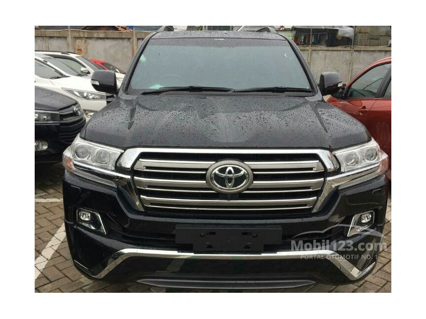 Jual Mobil Toyota Land Cruiser 2021  VX R 4 5 di DKI 