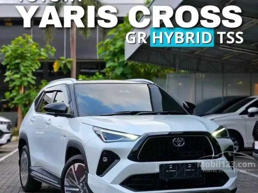 Jual Mobil Toyota Yaris Cross 2023 S HEV GR Parts Aero Package 1.5 di DKI Jakarta Automatic Wagon Putih Rp 409.950.000