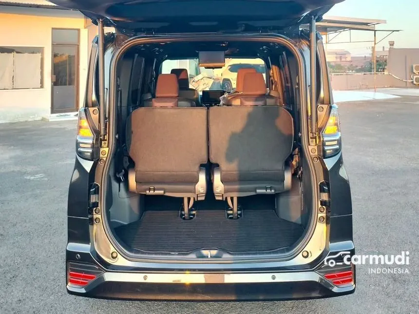 2024 Toyota Voxy Van Wagon