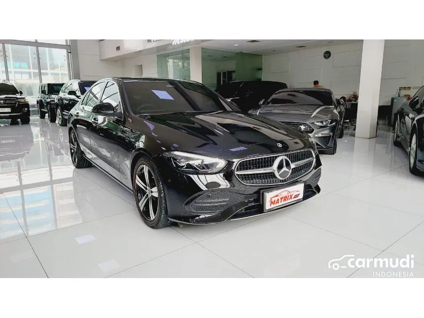 2022 Mercedes-Benz C200 Avantgarde Line Sedan