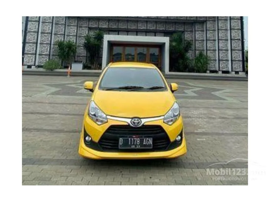 Jual Mobil Toyota Agya 2018 TRD 1.2 di Jawa Barat Manual Hatchback Kuning Rp 123.000.000