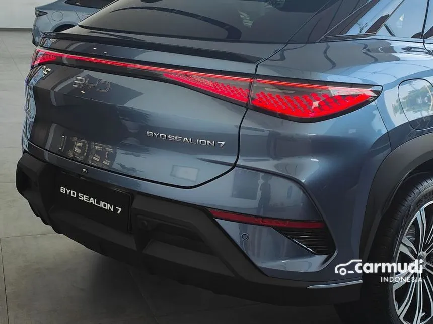 2025 BYD Sealion 7 Premium SUV