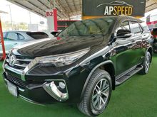2015 Toyota Fortuner 2.8 (ปี 15-18) V SUV AT