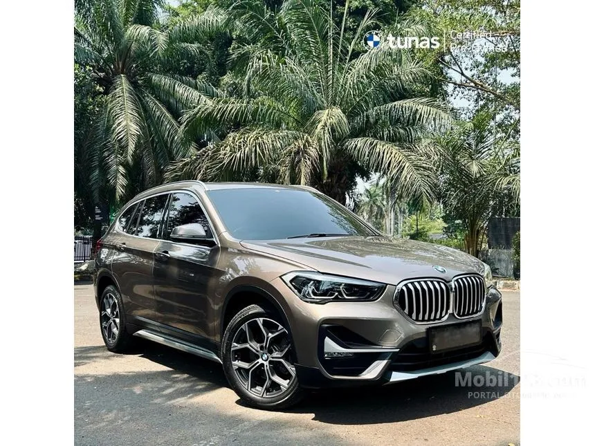 Jual Mobil BMW X1 2020 sDrive18i xLine 1.5 di Jawa Barat Automatic SUV Coklat Rp 599.000.000