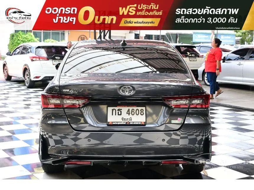 2022 Toyota Yaris Ativ Premium Luxury Sedan