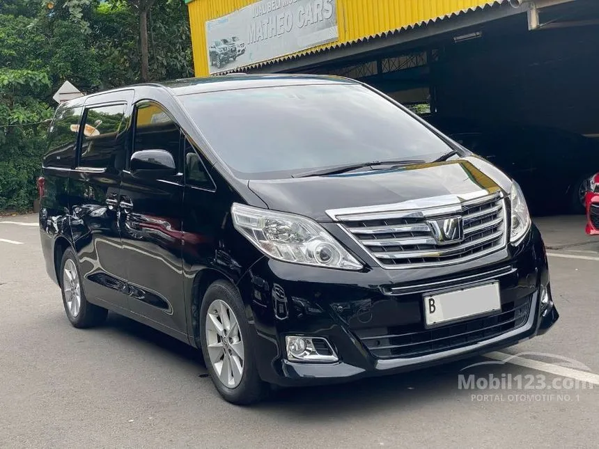 2014 Toyota Alphard G MPV