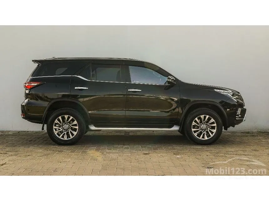 2021 Toyota Fortuner VRZ 4X2 SUV