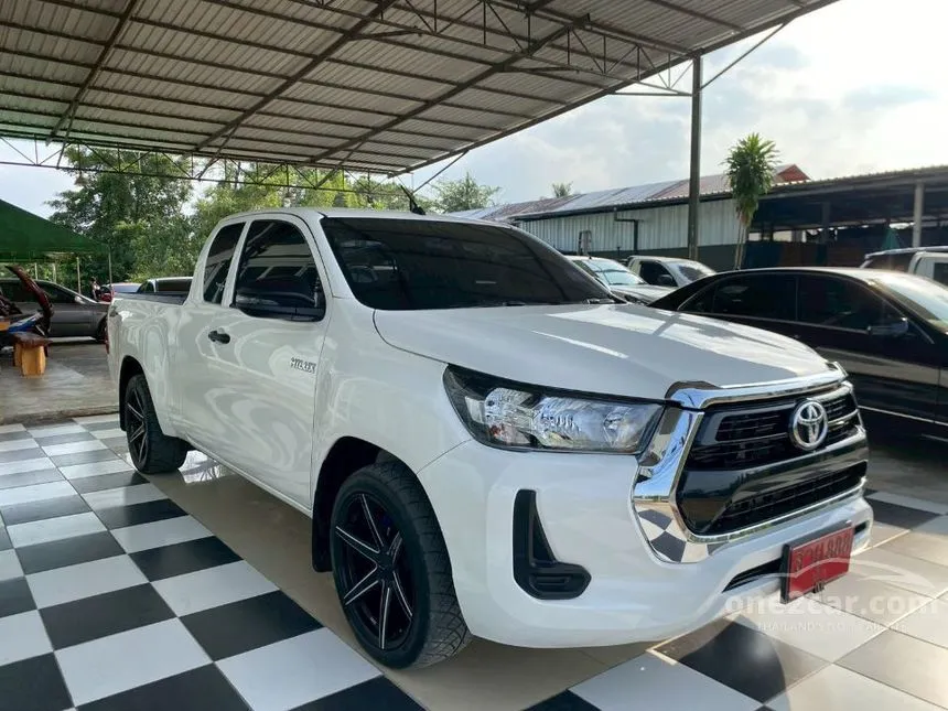 2022 Toyota HILUX REVO Z Edition Entry Smart Cab Pickup