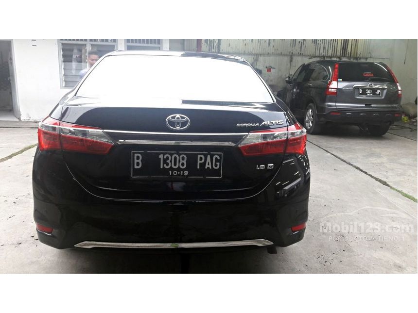 Jual Mobil  Toyota  Corolla  Altis  2014 V 1 8 di Jawa Barat 