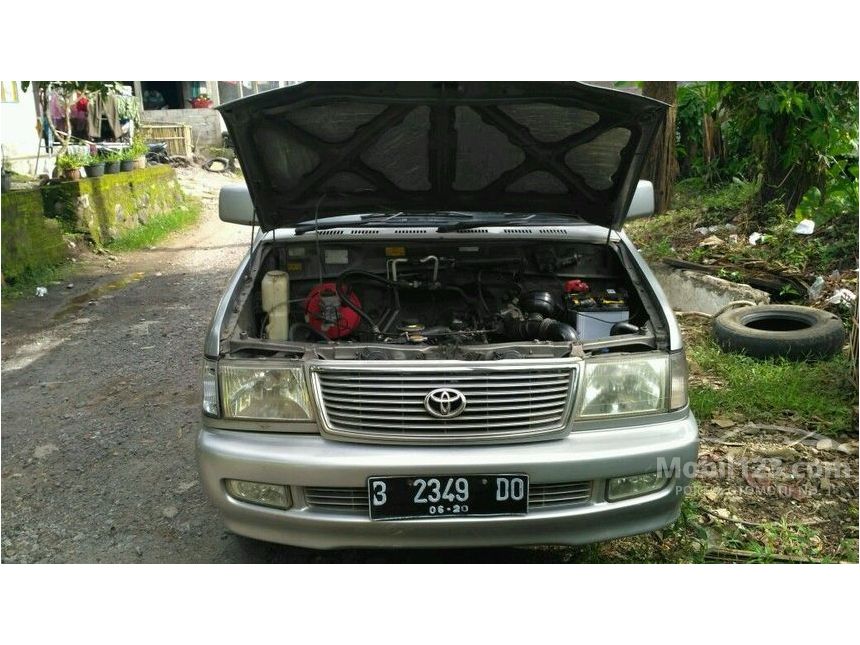 2000 Toyota Kijang LGX MPV