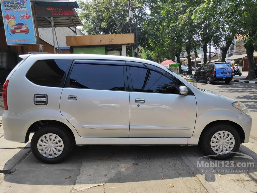 Jual Mobil Daihatsu Xenia 2010 Xi DELUXE 1.3 di DKI Jakarta Manual MPV