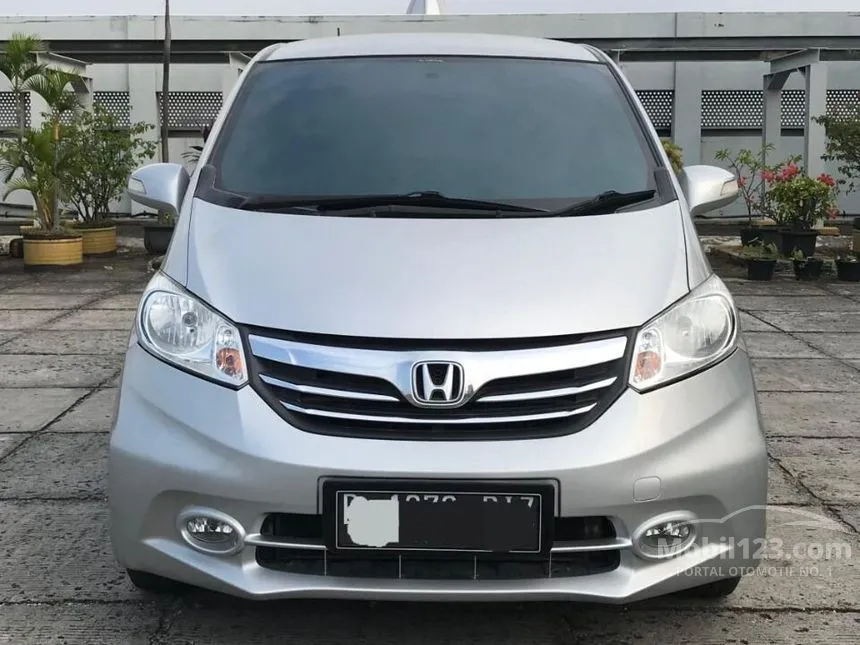Jual Mobil Honda Freed 2014 S 1.5 di DKI Jakarta Automatic MPV Silver Rp 148.000.000