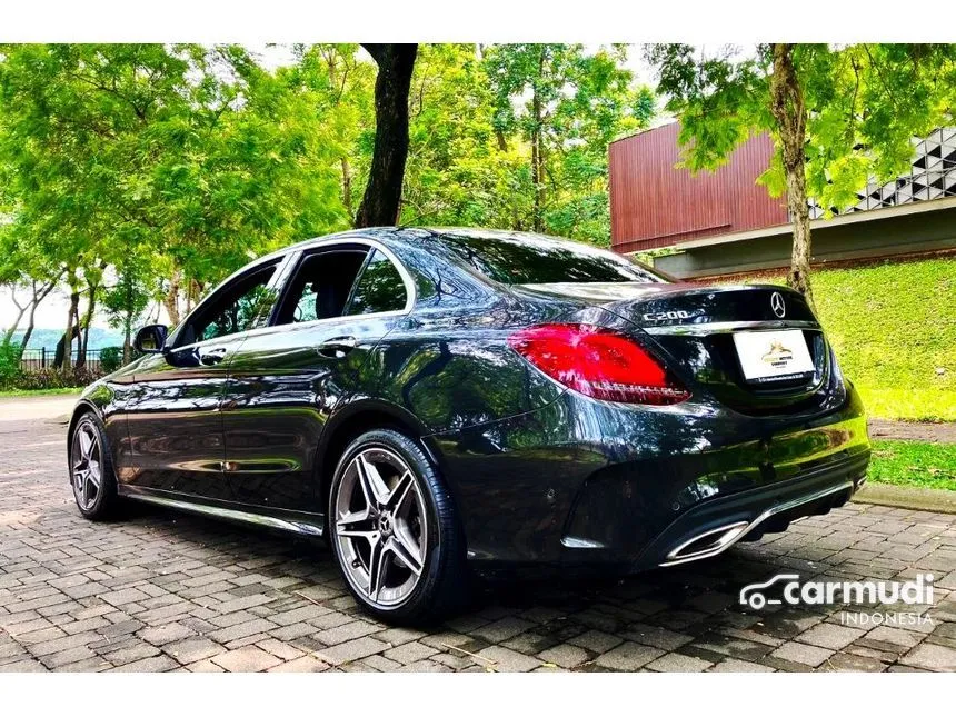 2020 Mercedes-Benz C200 AMG Line Final Edition Sedan