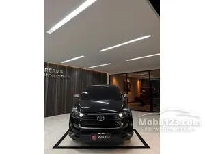 2022 Toyota Kijang Innova 2.4 Venturer MPV