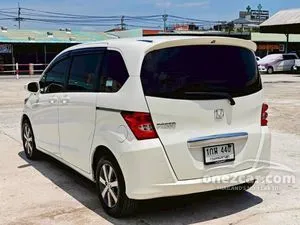 2013 Honda FREED 1.5 SE Wagon