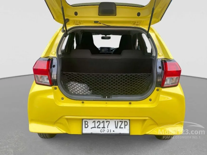 2025 Daihatsu Ayla R Hatchback