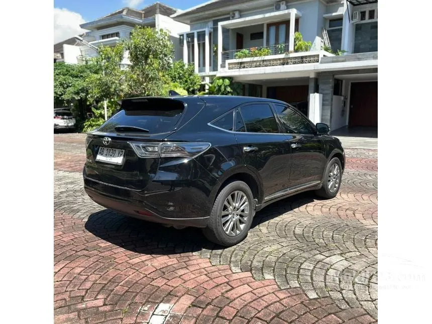 2014 Toyota Harrier SUV