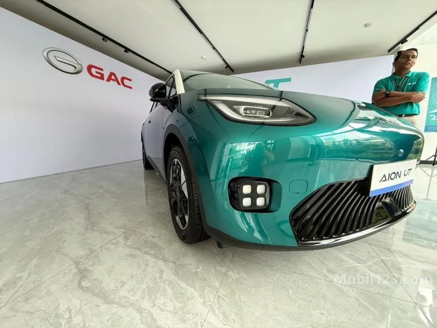 2026 GAC AION UT Premium Hatchback
