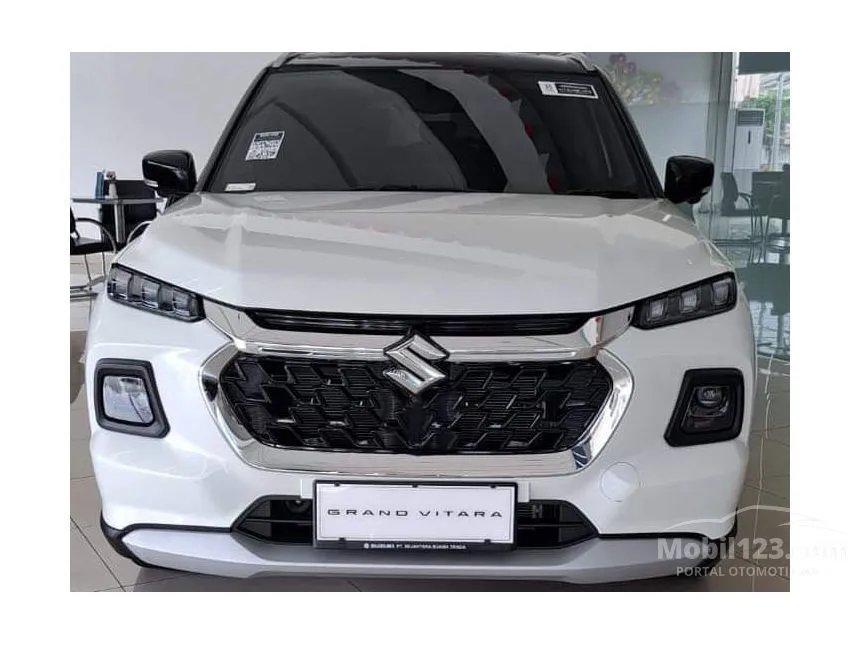 Jual Mobil Suzuki Grand Vitara 2024 MHEV GX Two Tone 1.5 di Banten Automatic SUV Putih Rp 352.000.000