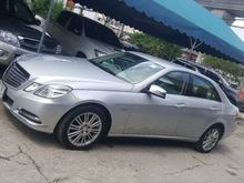 2011 Mercedes-Benz E200 CGI BlueEFFICIENCY 1.8 W212 (ปี 10-16) Elegance Sedan AT