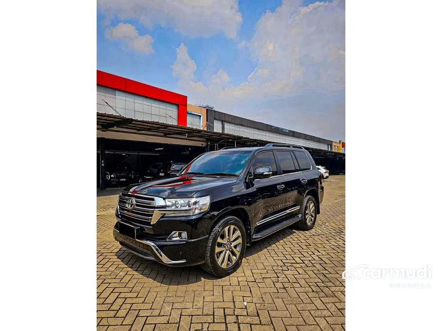 2012 Toyota Land Cruiser 200 Full spec SUV