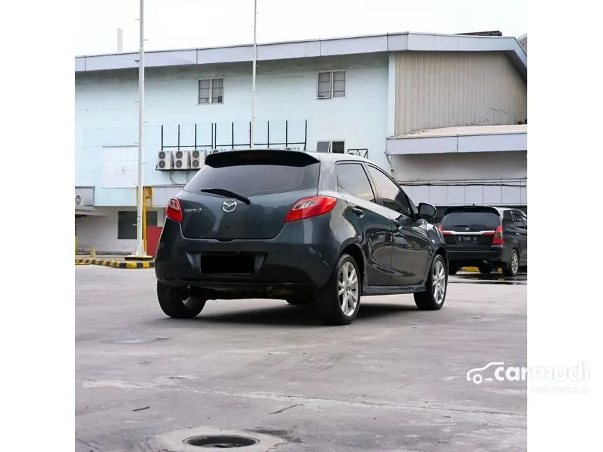 2011 Mazda 2 R Hatchback