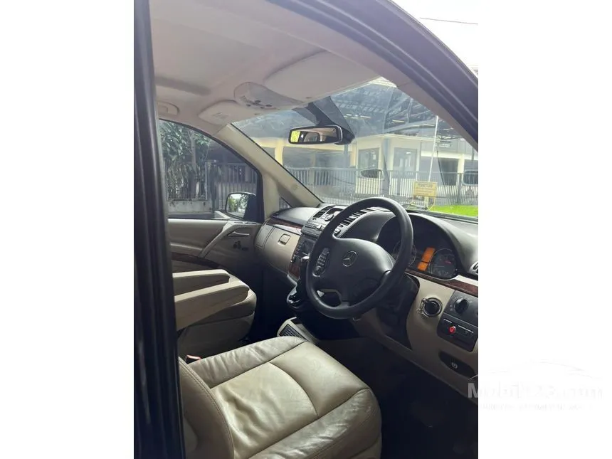 2011 Mercedes-Benz Viano MPV