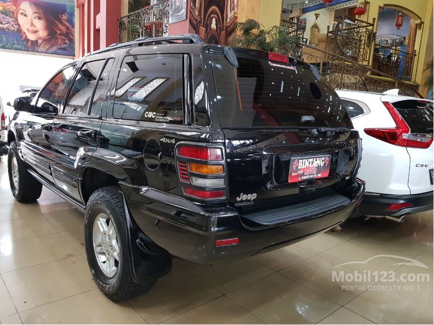  Jual  Mobil  Jeep Grand Cherokee 2000 Limited 4 7 di Jawa  