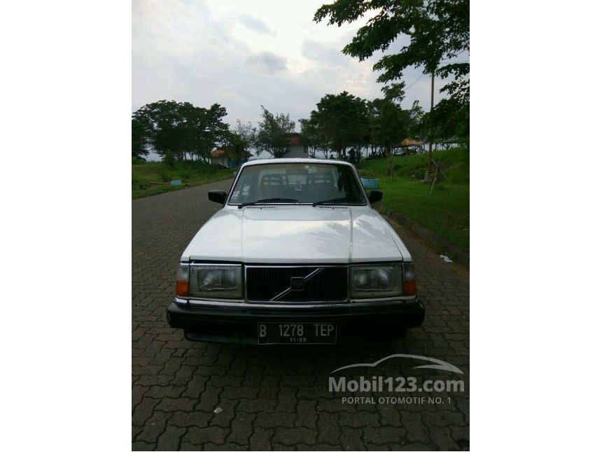 1989 Volvo 244 Sedan