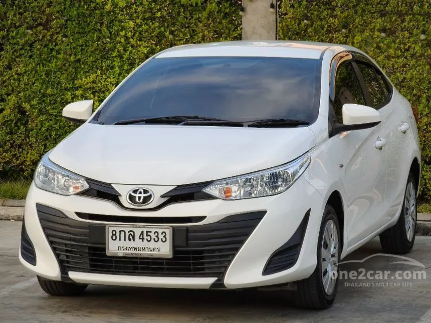 2019 Toyota Yaris Ativ J Sedan