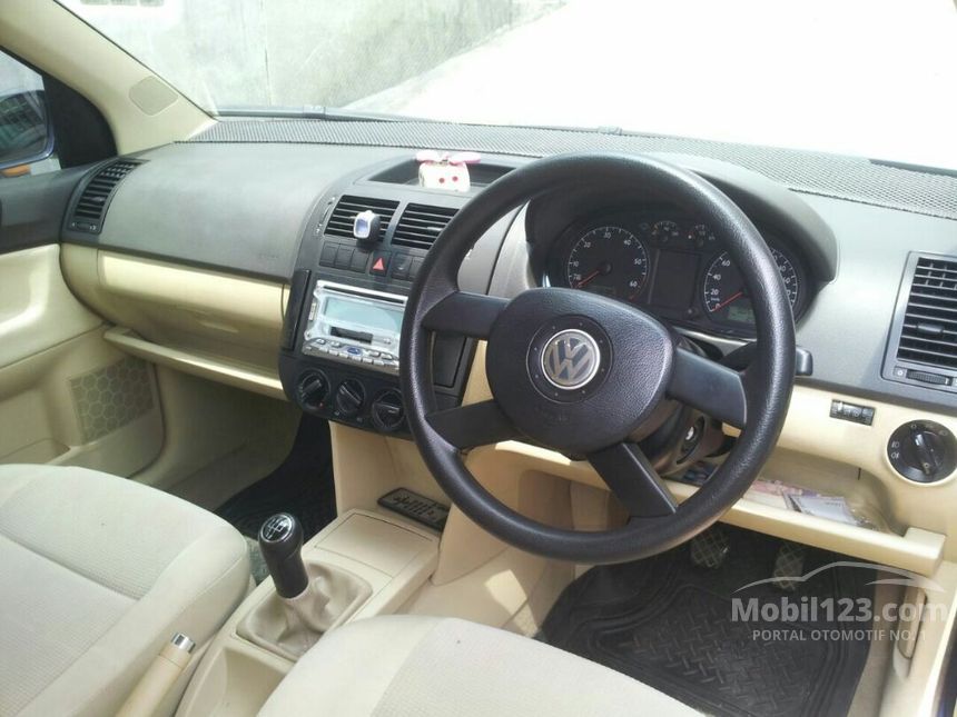 2003 Volkswagen Polo Hatchback