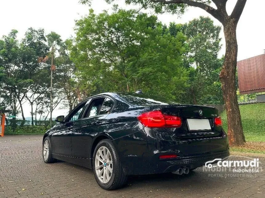 2016 BMW 320i Sport Sedan