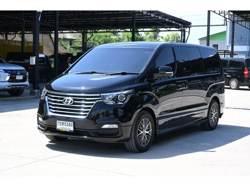2019 Hyundai GRAND STAREX VIP Wagon