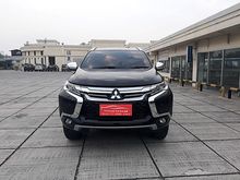 Mitsubishi Pajero Sport 2.4 bgdi plakar Ultimate AT 2018 Hitam 4x2