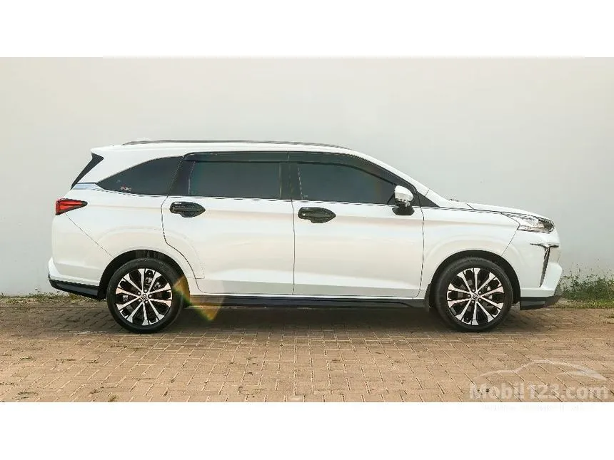 2022 Toyota Veloz Q TSS (Premium Color) MPV