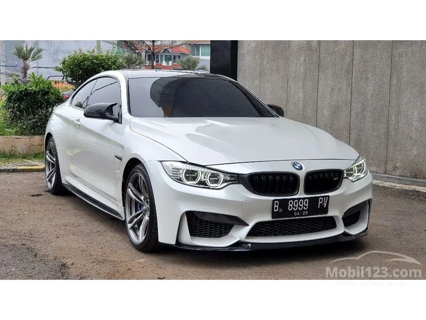 2014 BMW M4 Coupe