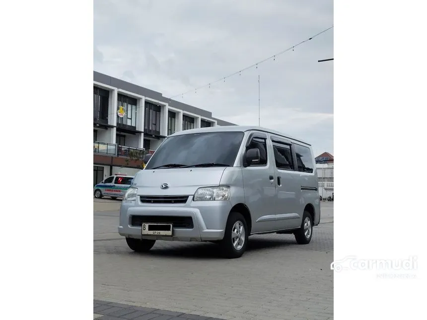 2018 Daihatsu Gran Max Mini Bus D Van