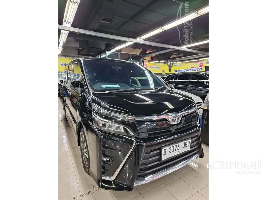 2019 Toyota Voxy MPV