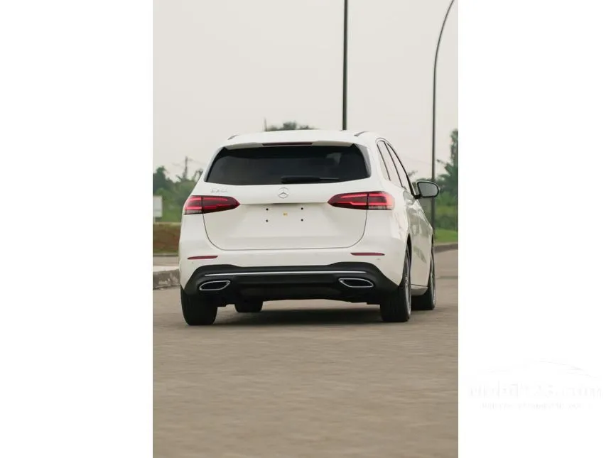 2020 Mercedes-Benz B200 Progressive Line Hatchback