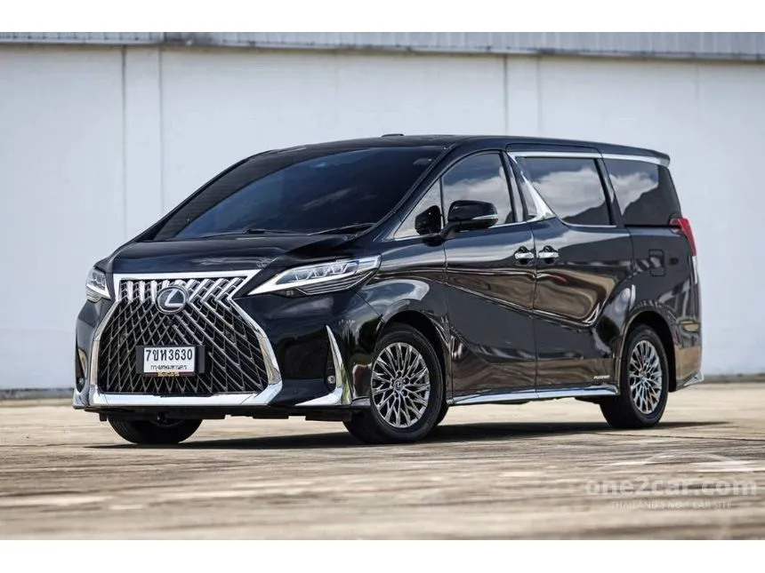 2021 Lexus LM300h Executive Van